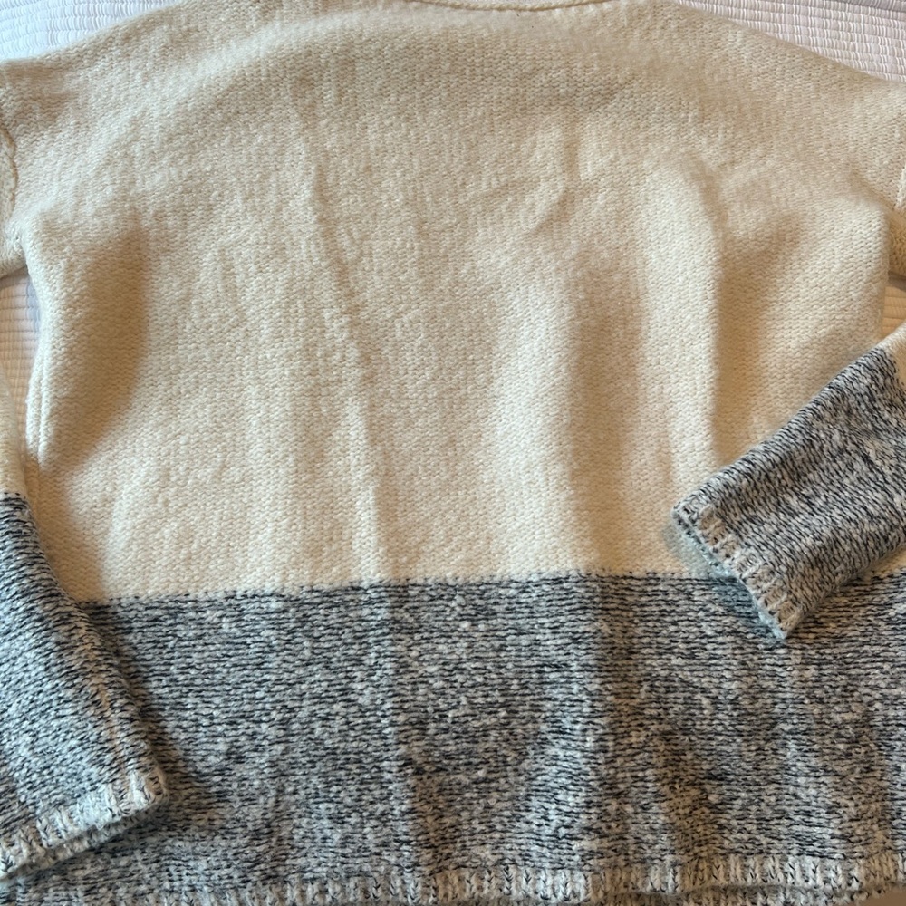 Vince Textured Color Block Sweater - Picture 2 of 3